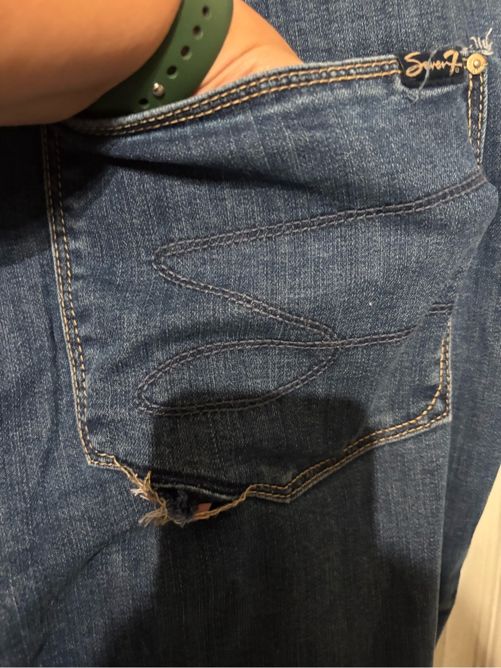 Seven7 Women's Indigo Skinny Jeans - Picture 4 of 4